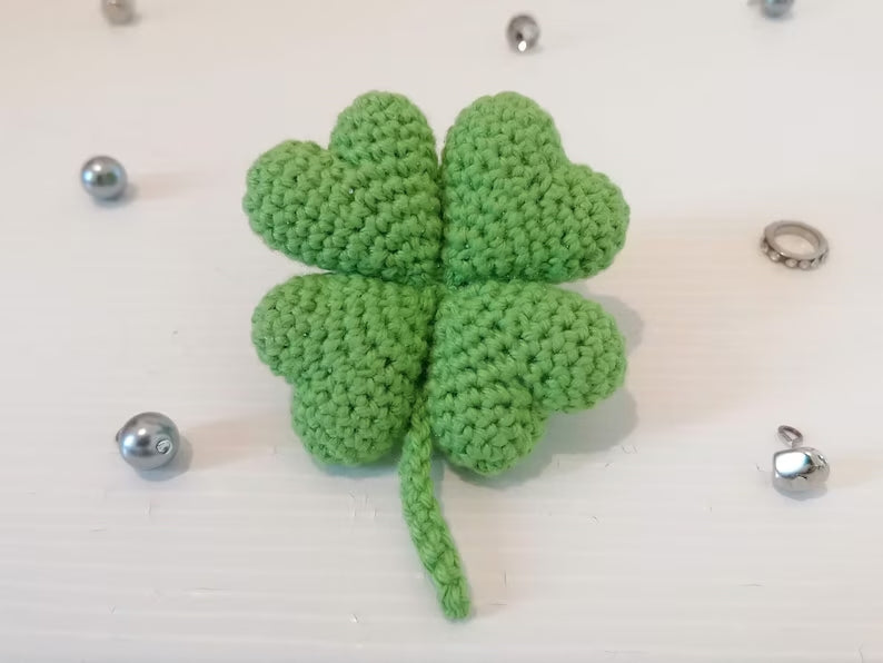 Crochet PATTERN Amigurumi Four Leaf Clover • PDF in English