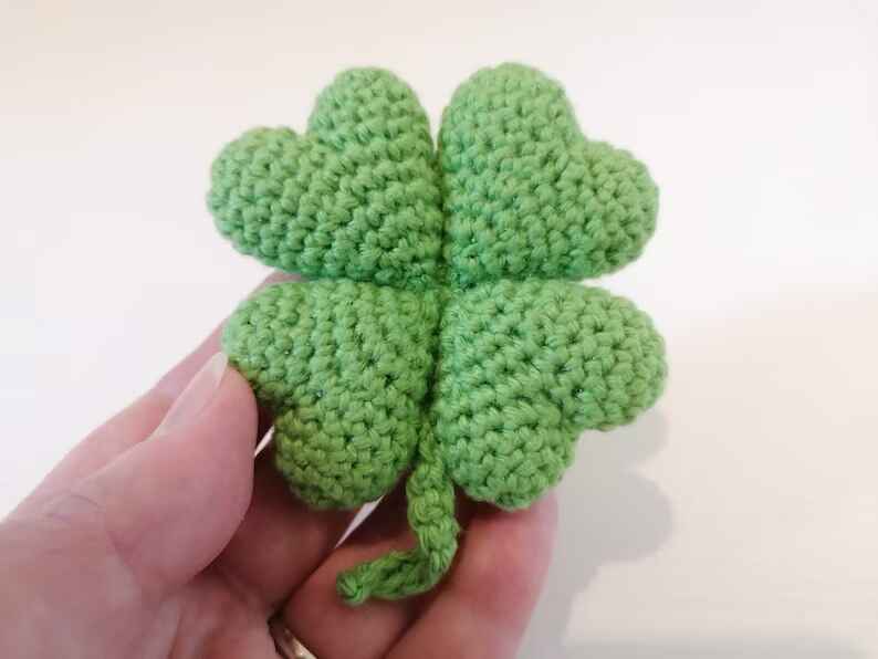 Crochet PATTERN Amigurumi Four Leaf Clover • PDF in English